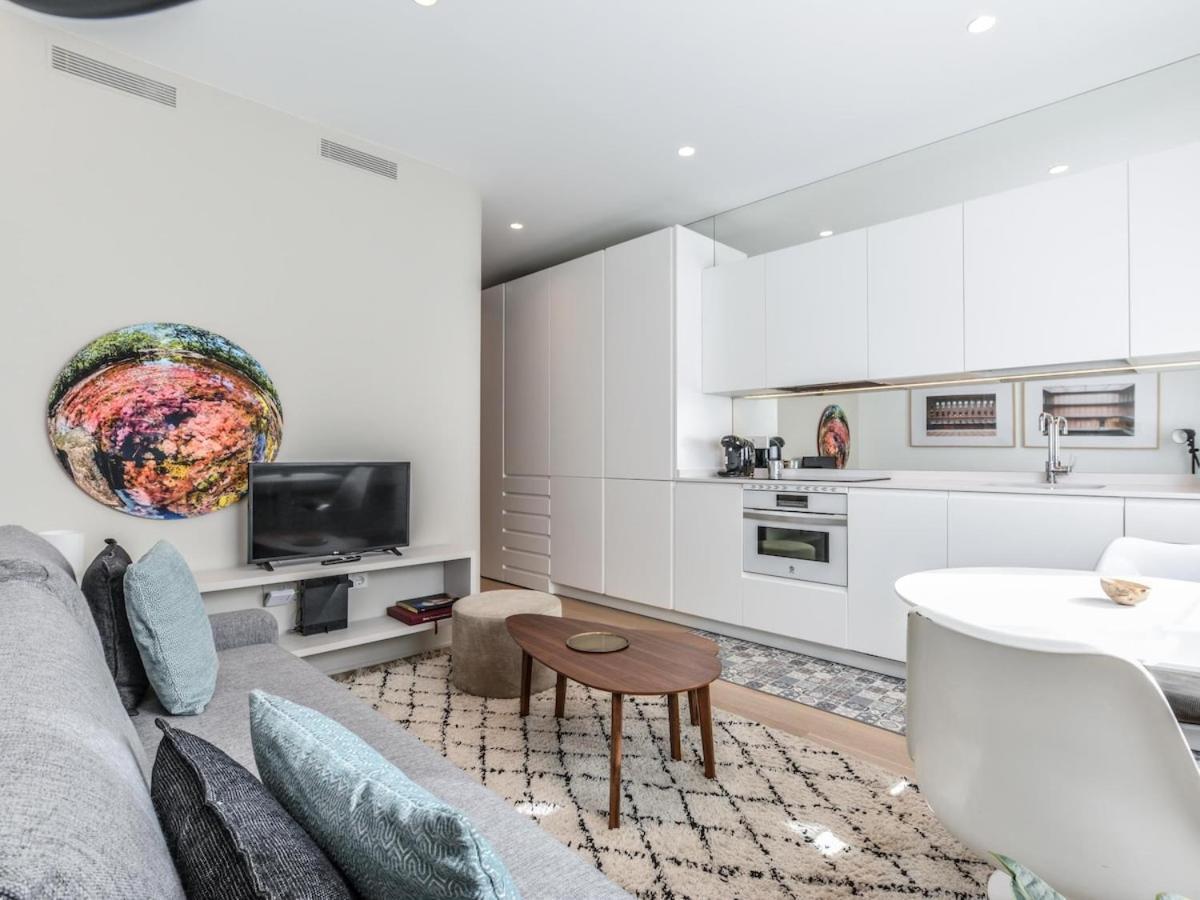 Apartamento Reformado En La Calle Pez Alquiler Temporal Madrid Exteriör bild