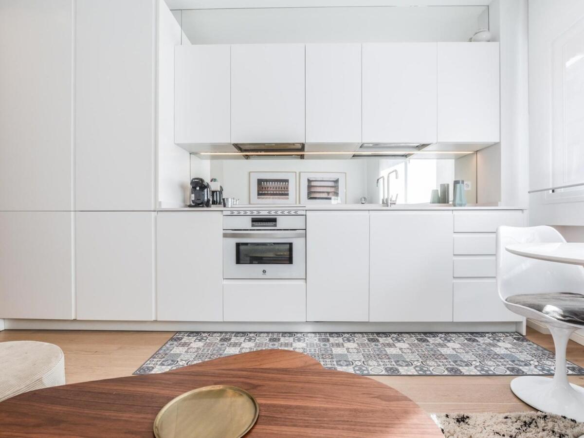 Apartamento Reformado En La Calle Pez Alquiler Temporal Madrid Exteriör bild