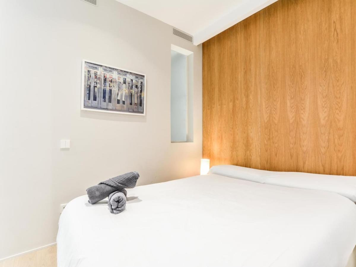 Apartamento Reformado En La Calle Pez Alquiler Temporal Madrid Exteriör bild